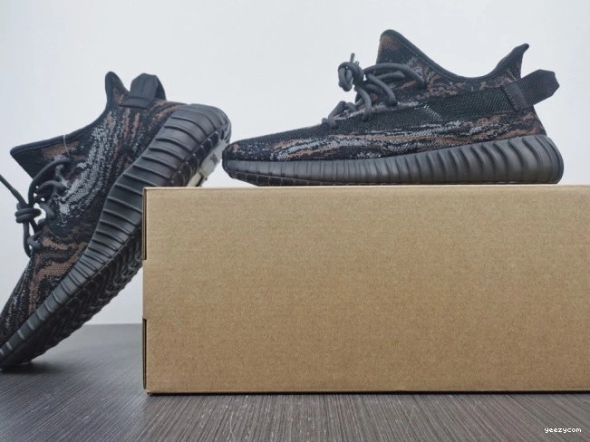 Adidas Boost GW3774 Yeezy Black Oat 350 V2 MX 0810